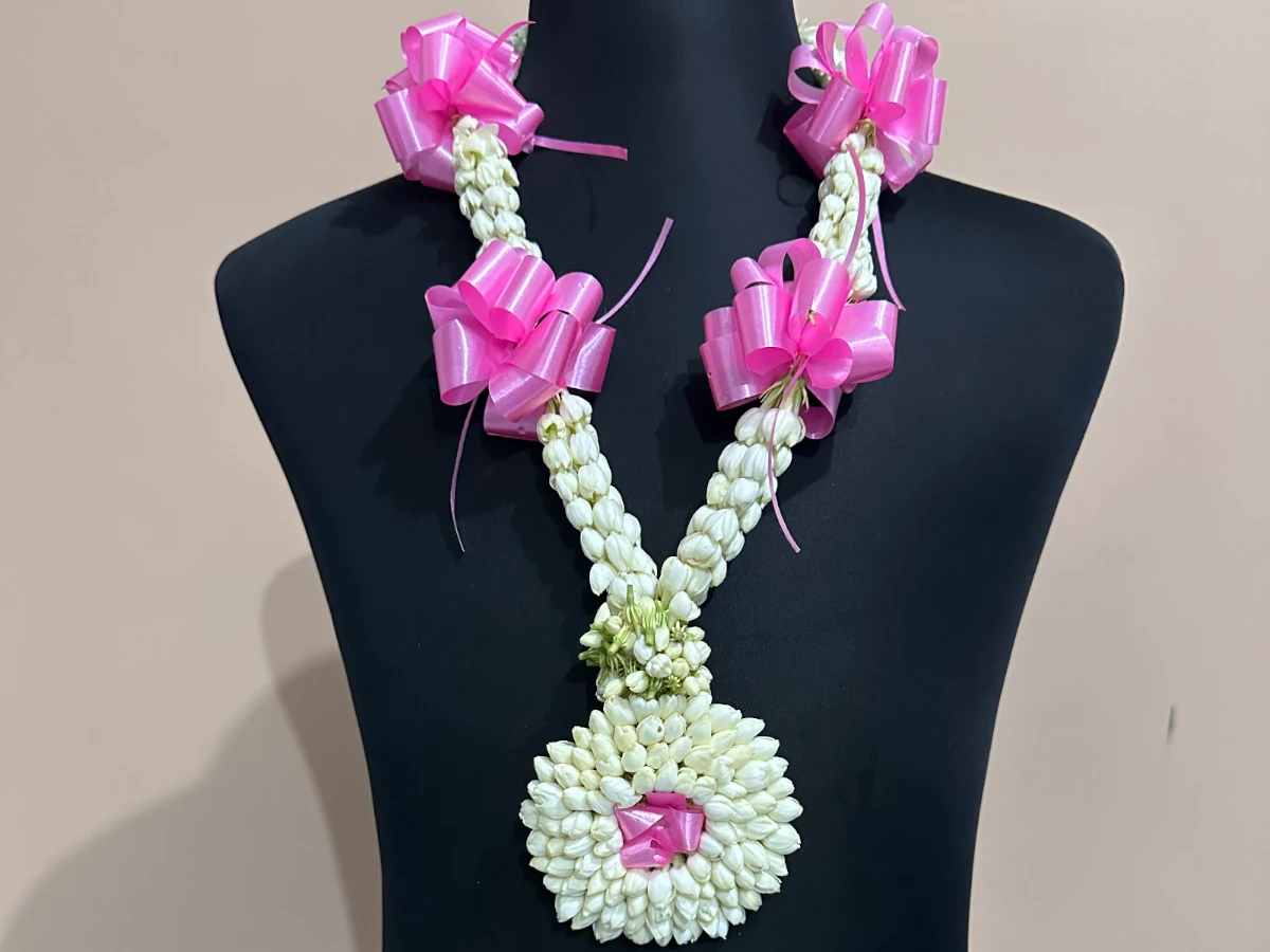 Sampaguita necklace garland